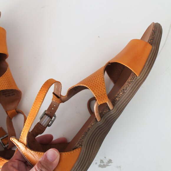 Miz Mooz Mari Sandals in Ochre NEW NIB Size 39 - Picture 4 of 8